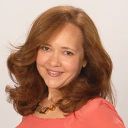 Dr. Grisel Rincón, DDS headshot